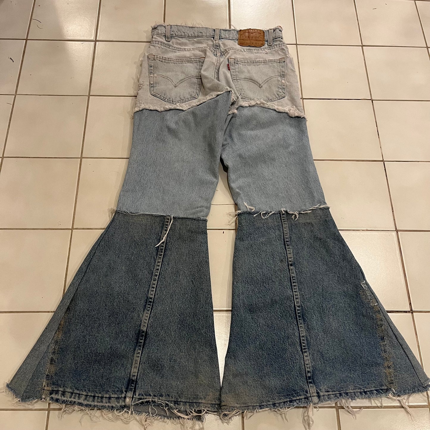 vintage levi’s bell bottoms