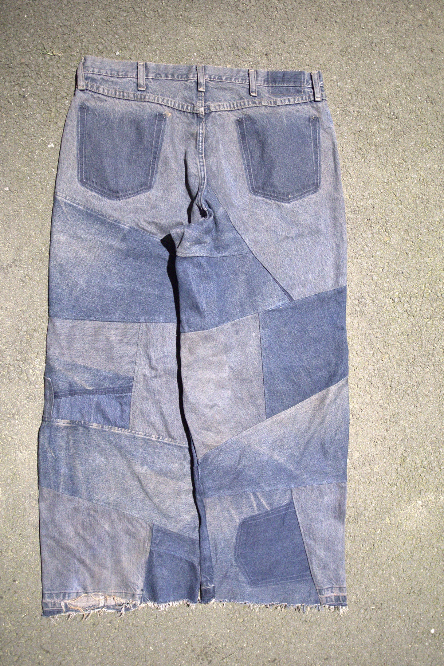 mud "shattered" wide leg baggy jeans